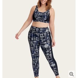 Torrid Star Wars sports bra and leggings set.